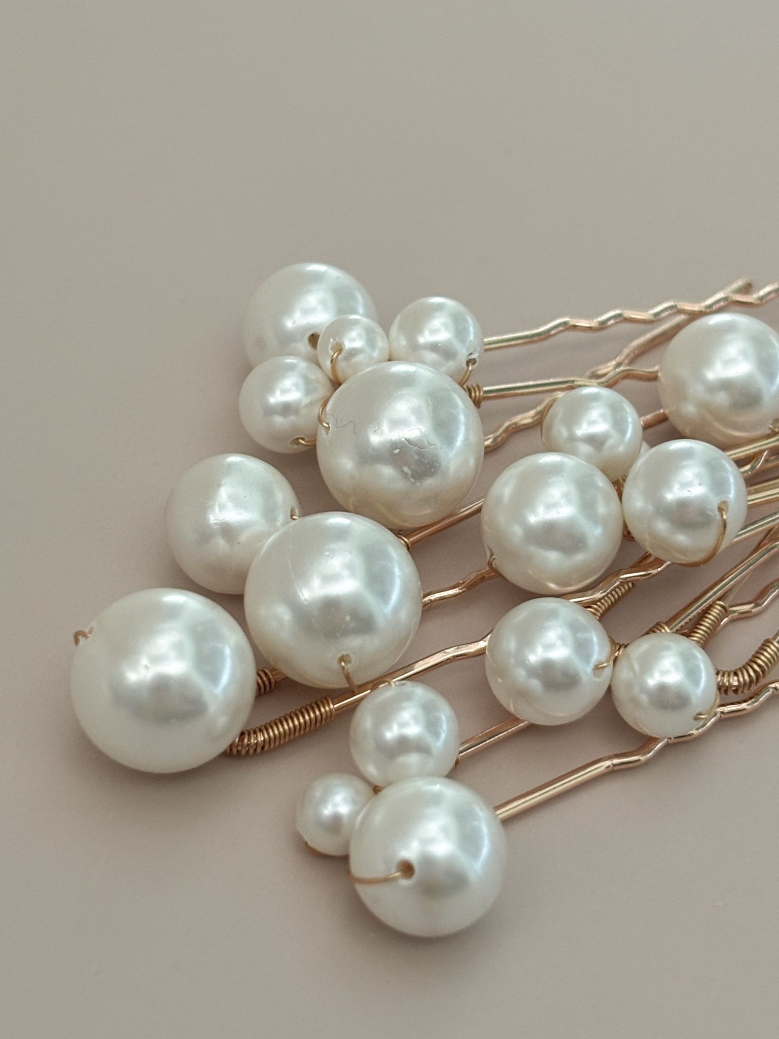 ENSEMBLE DE 9 PICS A CHIGNON PEARL – Image 2